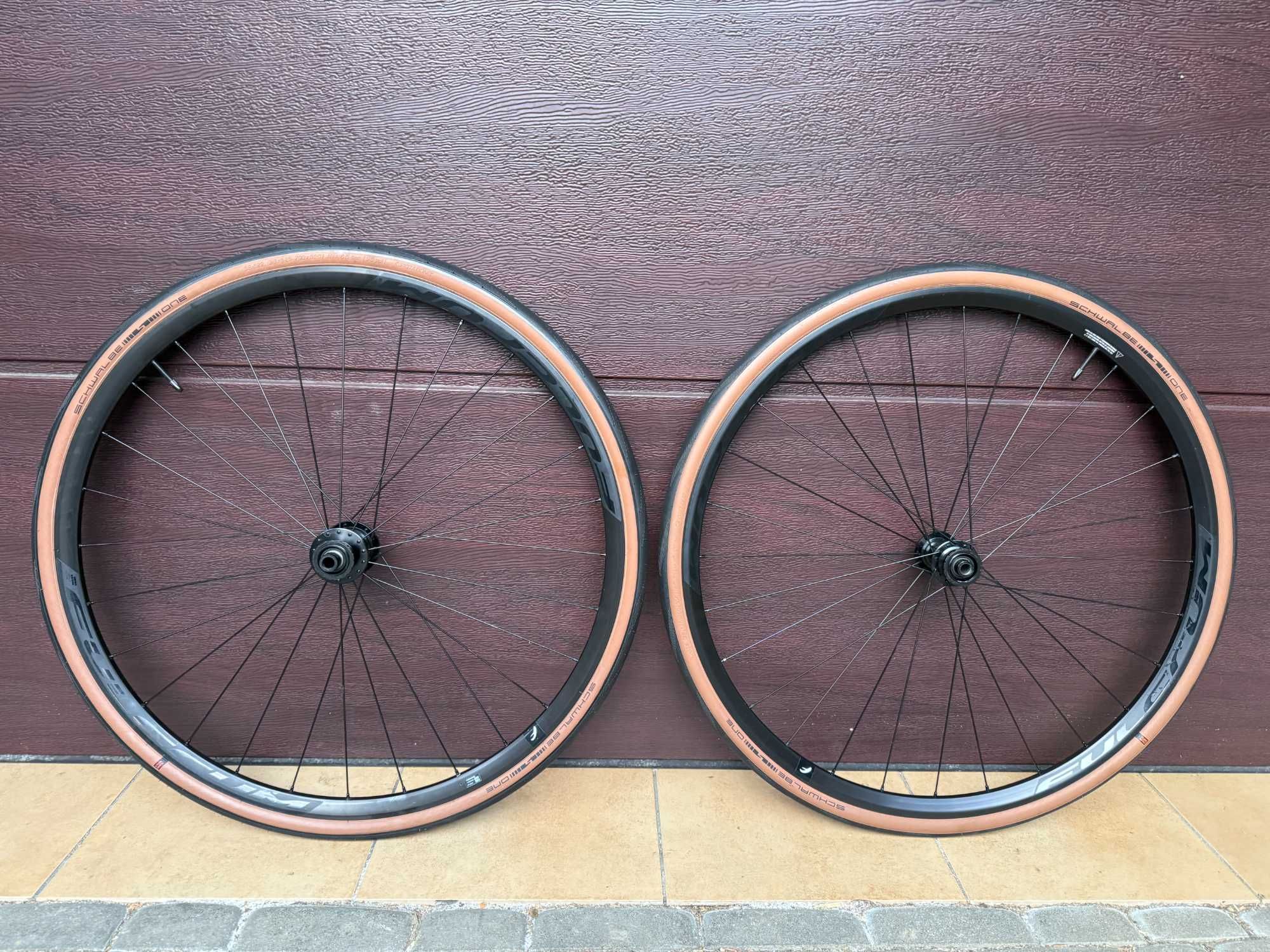 Kompletne koła rowerowe Fulcrum Racing 900 DB
