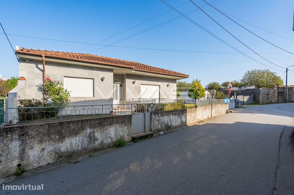 Moradia T3+1 Venda em Vila de Prado,Vila Verde