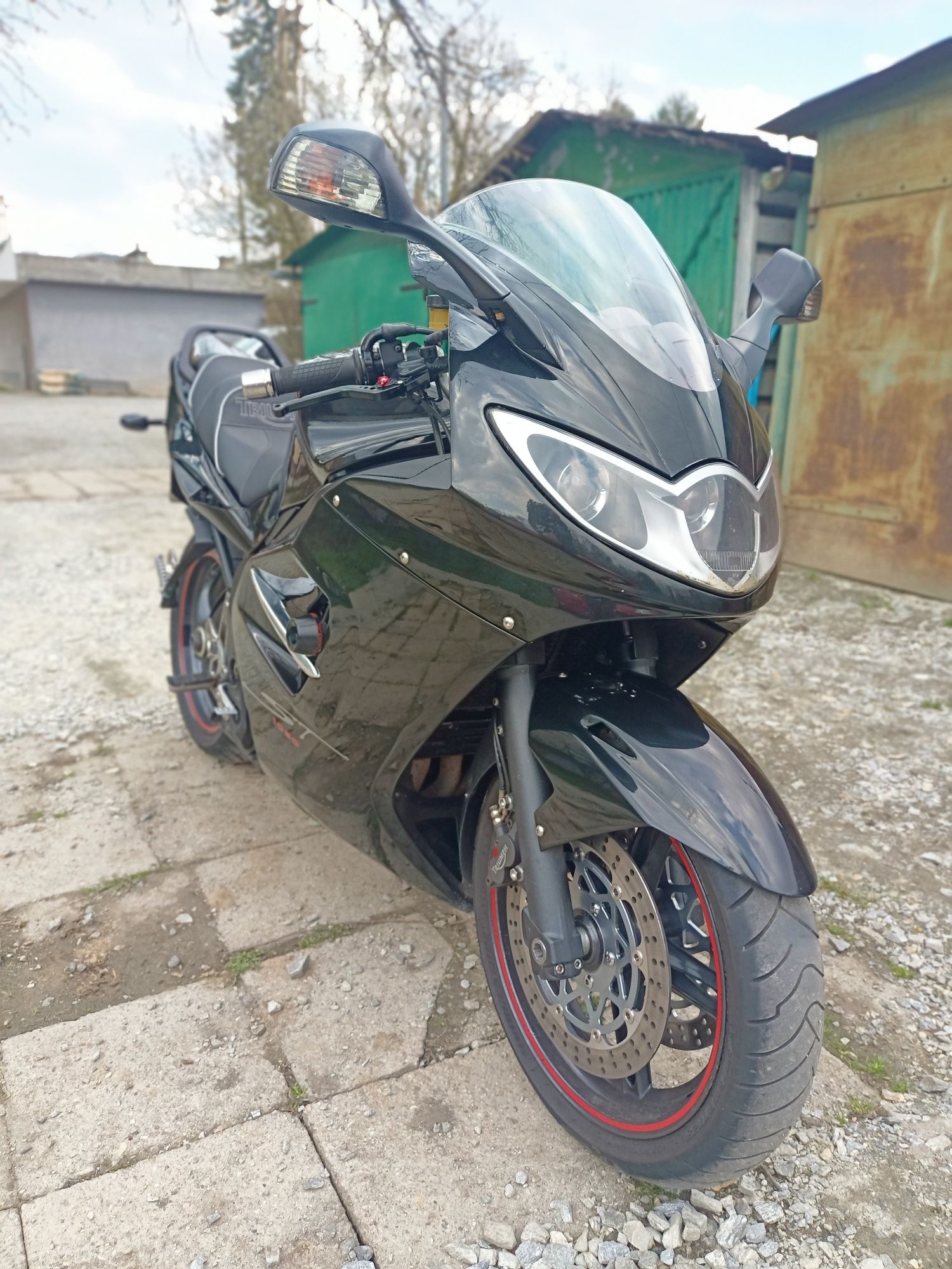 Triumph sprint ST 1050