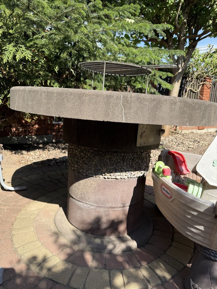 Grill betonowy oddam