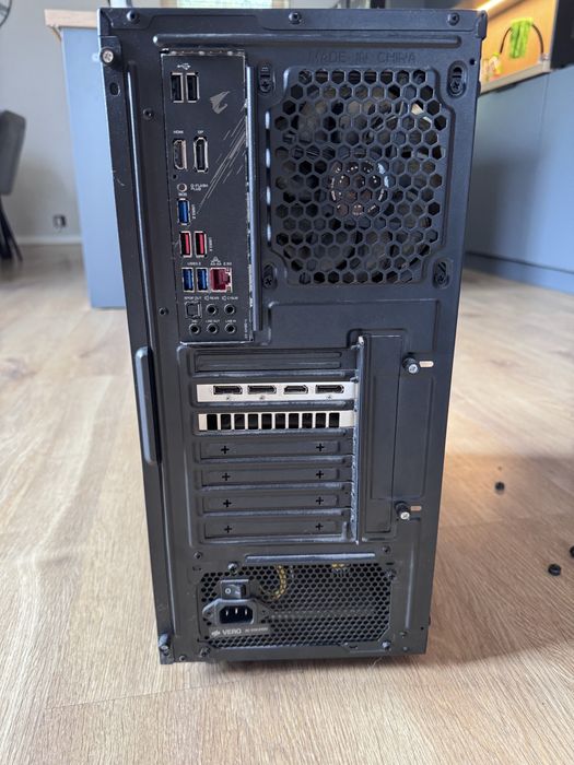 Komputer do gier / RTX 2060 / Ryzen 7 5800X / 16GB RAM / 1TB SSD