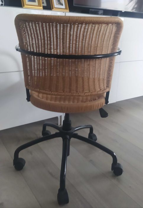 Krzesło biurowe wiklinowe