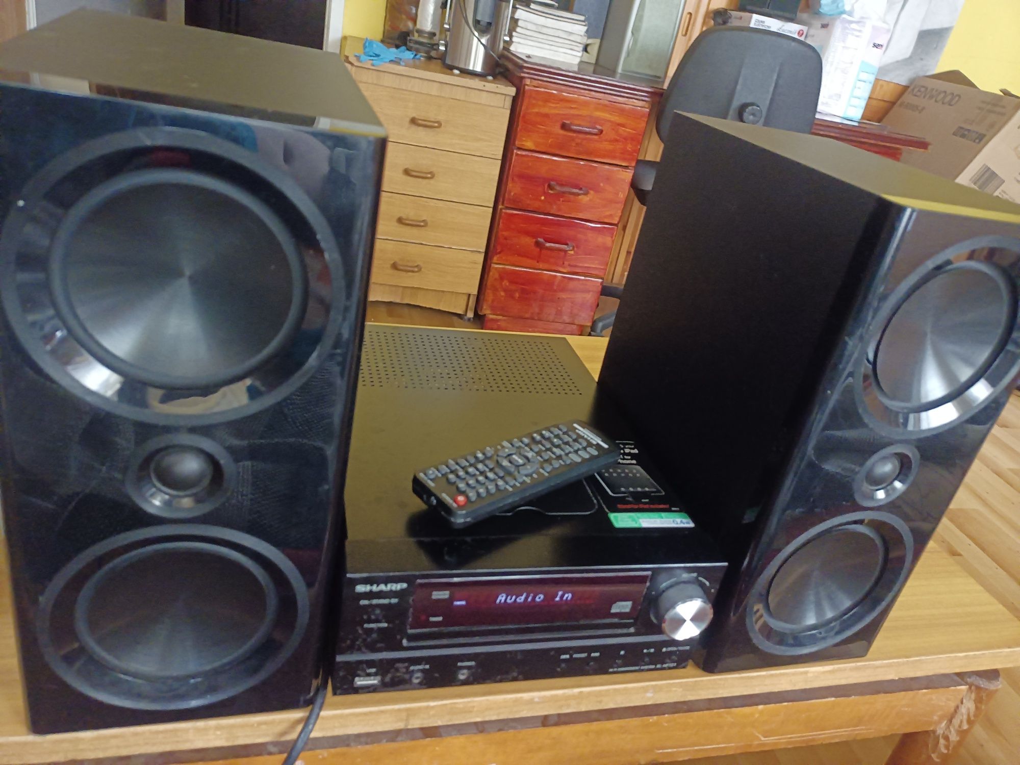 Wieża stereo Sharp XL-HF151