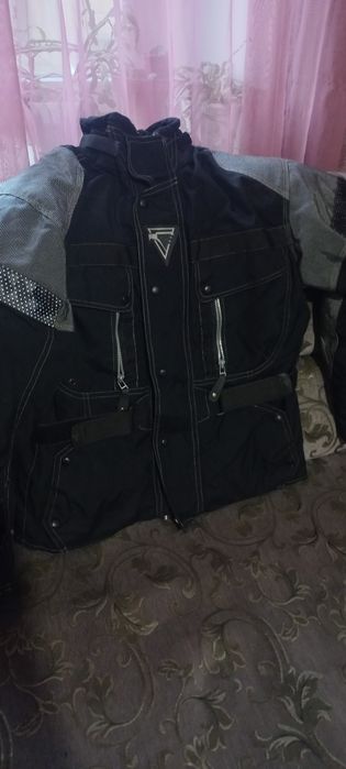 Мотокуртки,  різні розміри, гарної якості, мотоекіперування