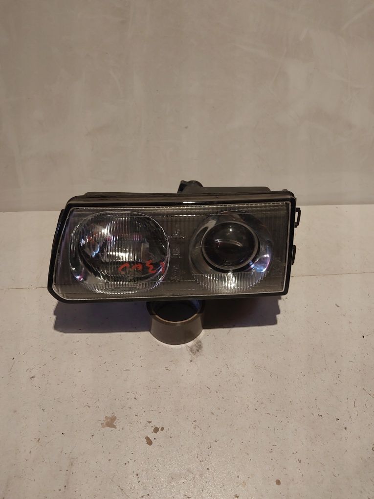 Mitsubishi L 300 L300 lewa lampa przednia reflektor lewy