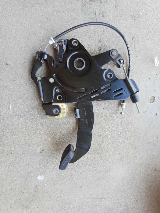 Dźwignia pedału hamulca recznego  mercedes vito A447 viano A447