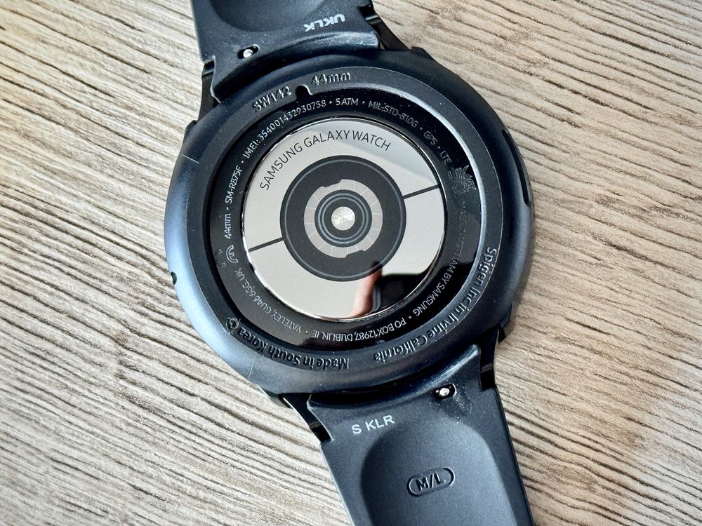 Samsung Galaxy Watch 4 LTE 44mm R875 Czarny Szklo Etui Spigen