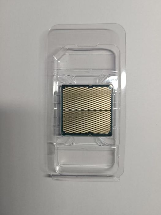Процесор Ryzen 7 7700 новий