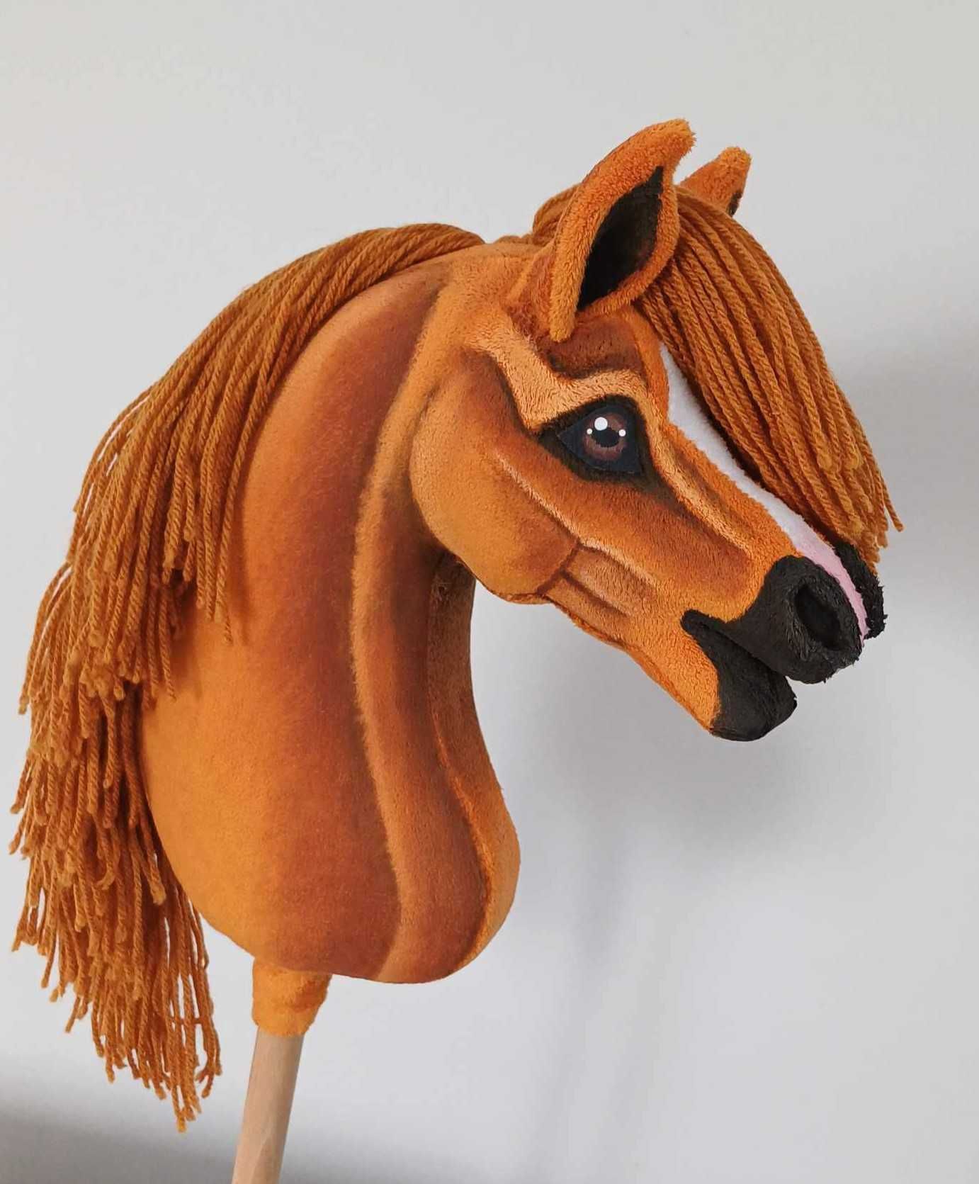 Rudy konik Hobby Horse A4 + sprzęt kasztan
