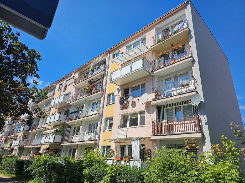 Opole mieszkanie 36,2 m² z dużym balkonem i komórką lokatorską