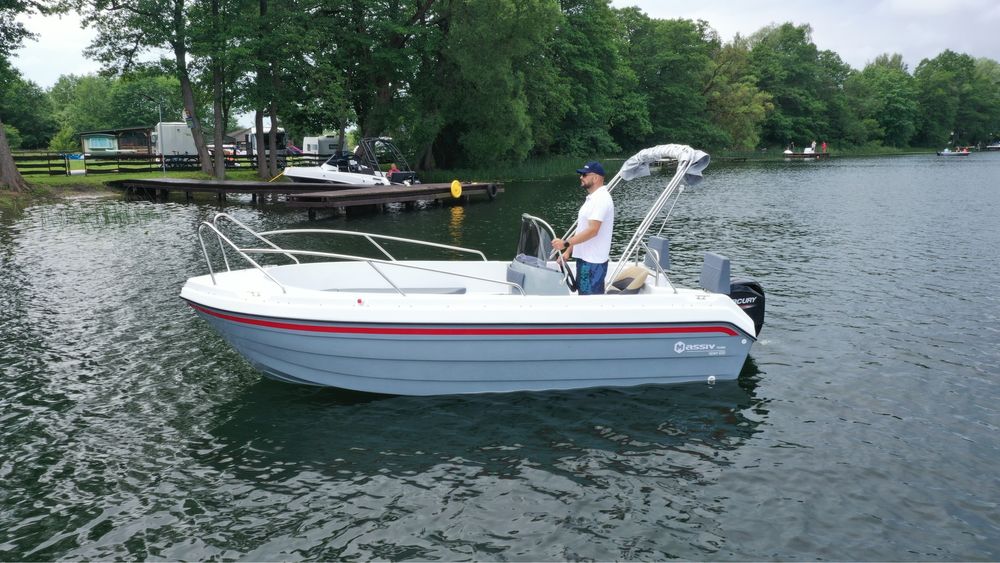 Lódź motorowa Massiv Boats 520 open - Mercury 60EFi - laweta 1000DMC