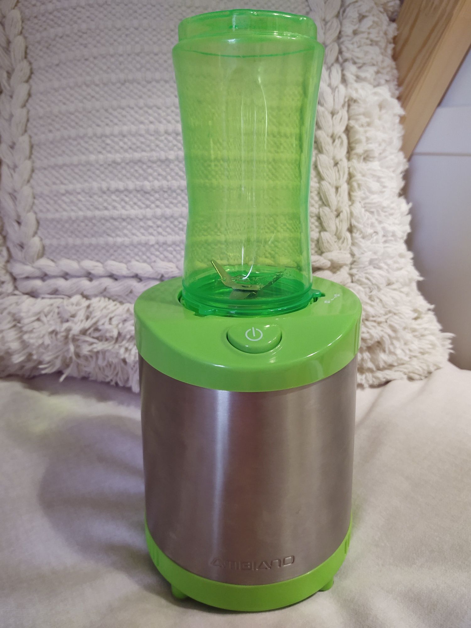 Blender z bidonami
