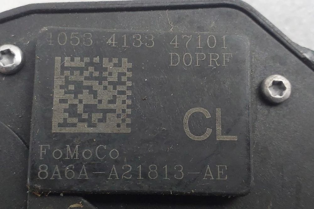 Fechadura / fecho porta frente esquerdo FORD Fiesta VI (CB1, CCN)