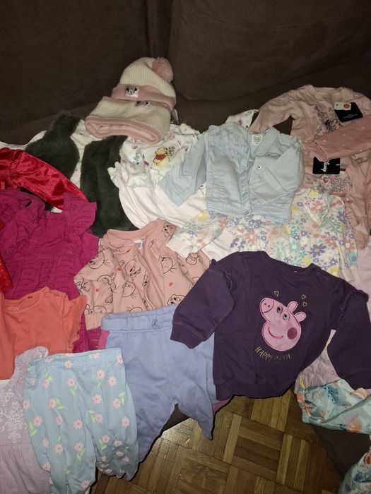 Paka ciuszki dla dziewczynki 74 kurtki koszulki body bluzy sukienki