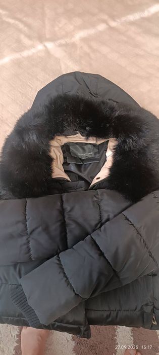 Жіноча куртка-пуховик