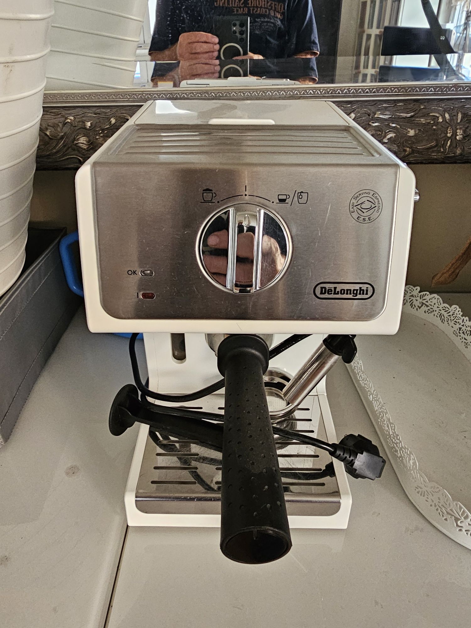 DeLonghi Express kolbowy