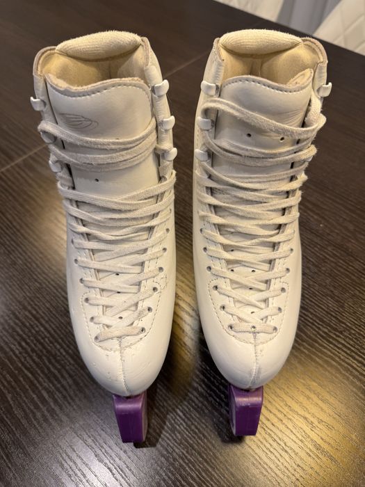 Łyżwy figurowe Edea Overture rozmiar 235, płoza rolki rozmiar 225