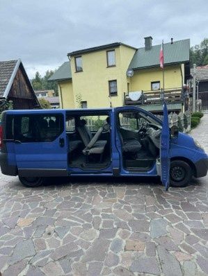 Opel vivaro 2.0 benzyna LPG 9 osobowy 1 właściciel w Polsce