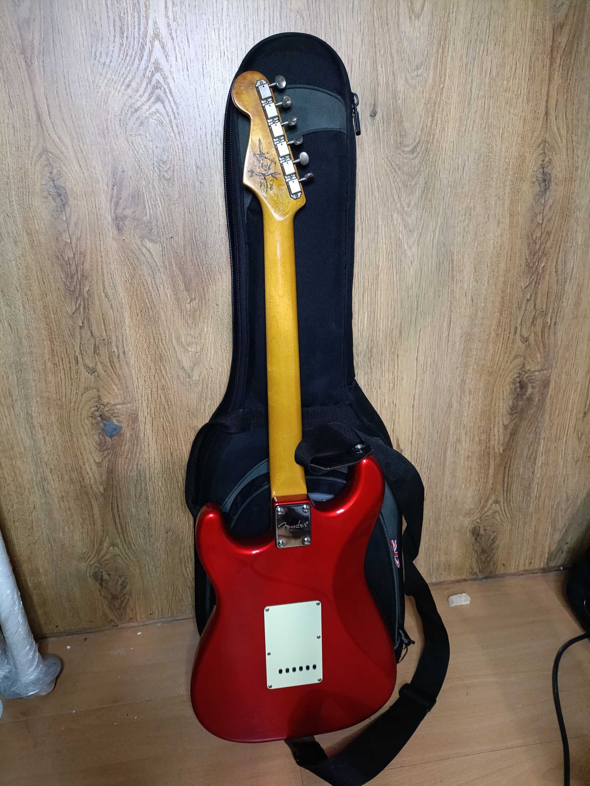 Stratocaster Classic Vibe 60´s com vários upgrades