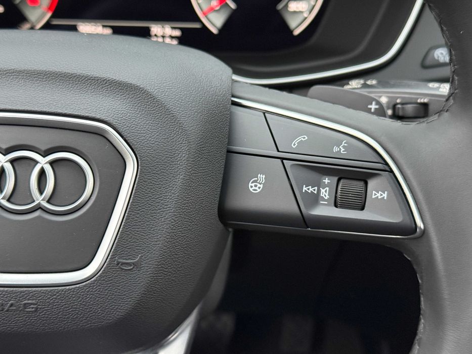 Audi Q5 2024   45 TFSI MHEV S-tronic