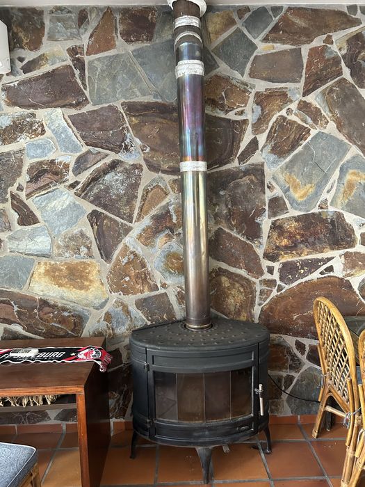 Salamandra Invicta ferro fundido