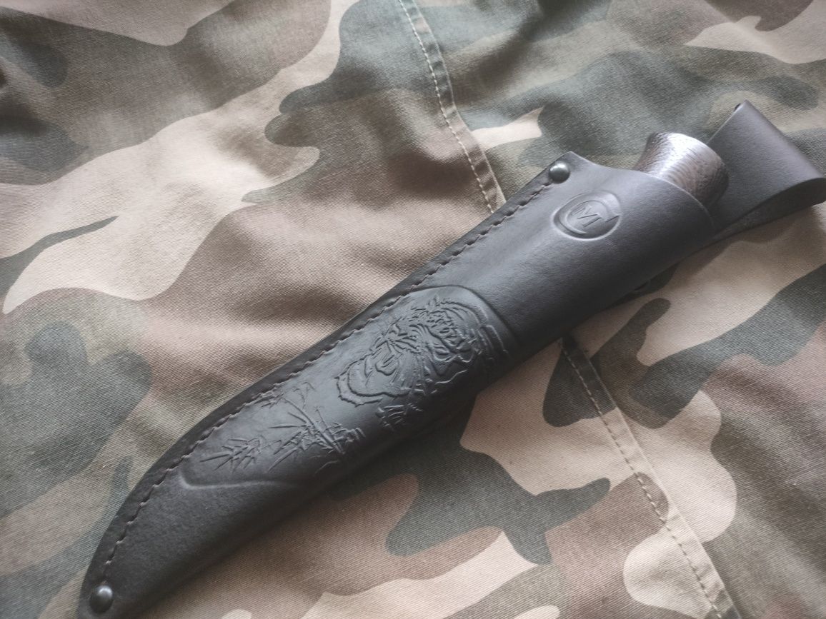 Nóż myśliwski taktyczny Putnik stal 95x18 57-69 HRC potężny wenge kuty