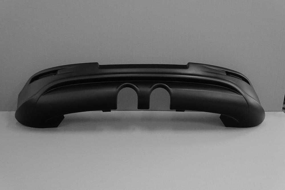 Spoiler dokładka tylni zderzak GOLF V 5 R32 tył z rurą