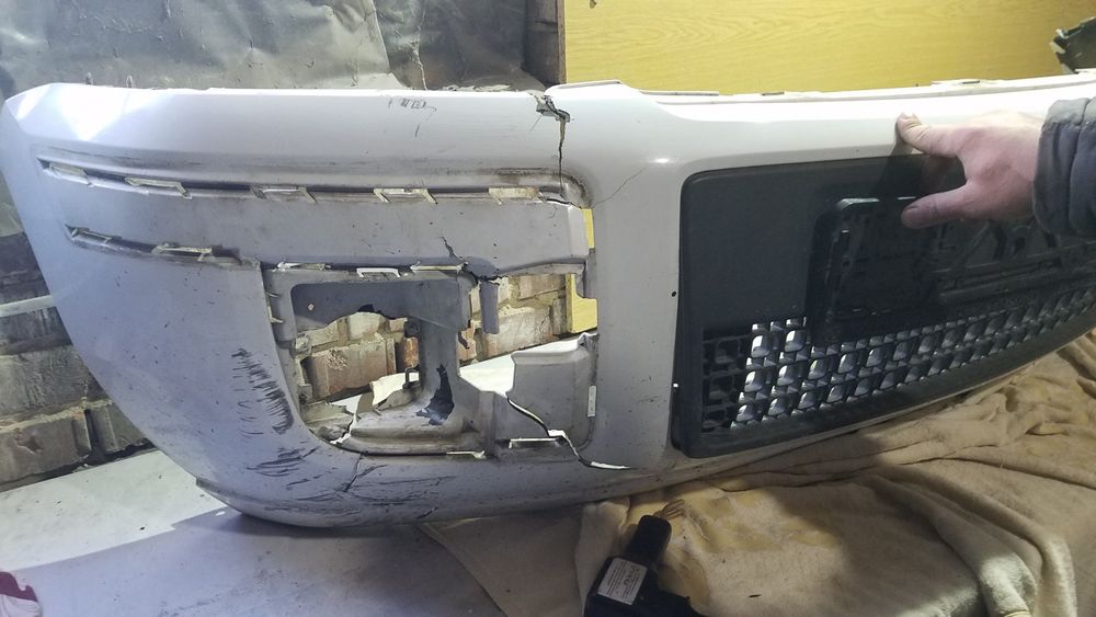 Ремонт бампера  фар пайка пластика сварка пластмас мото авто