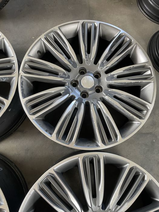 FELGI ALUMINIOWE Land Rover 9,5" x 22" x 5x120 x 72,6 x ET49