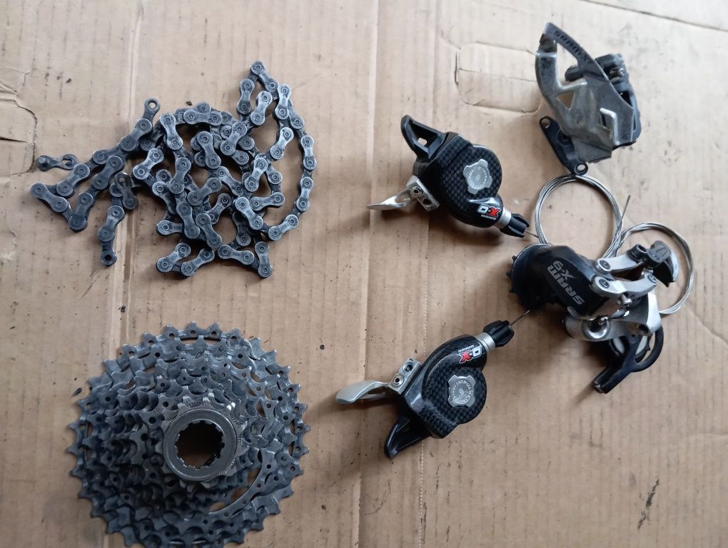 J-Bikes grupo Sram X0/X9   9v