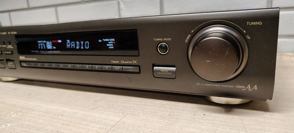 Tuner radiowy TECHNICS ST-GT550 ClassAA
