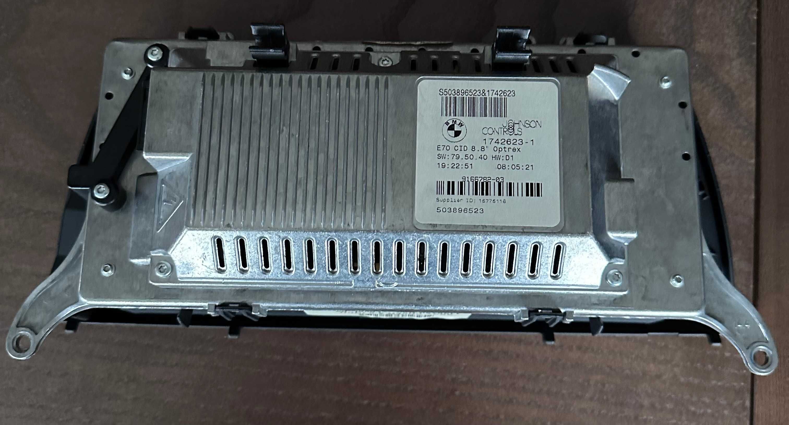 Wyświetlacz monitor  BMW X5 E70  8.8
