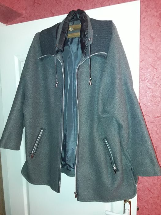Продам осіннє пальто