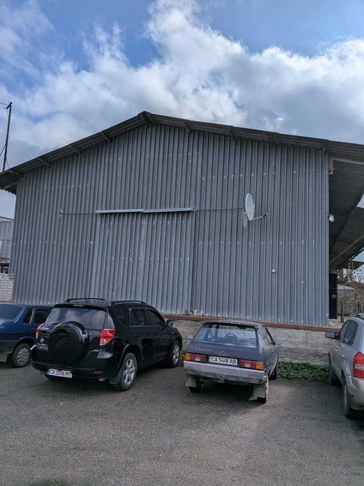 продаємо склад в місті Сміла