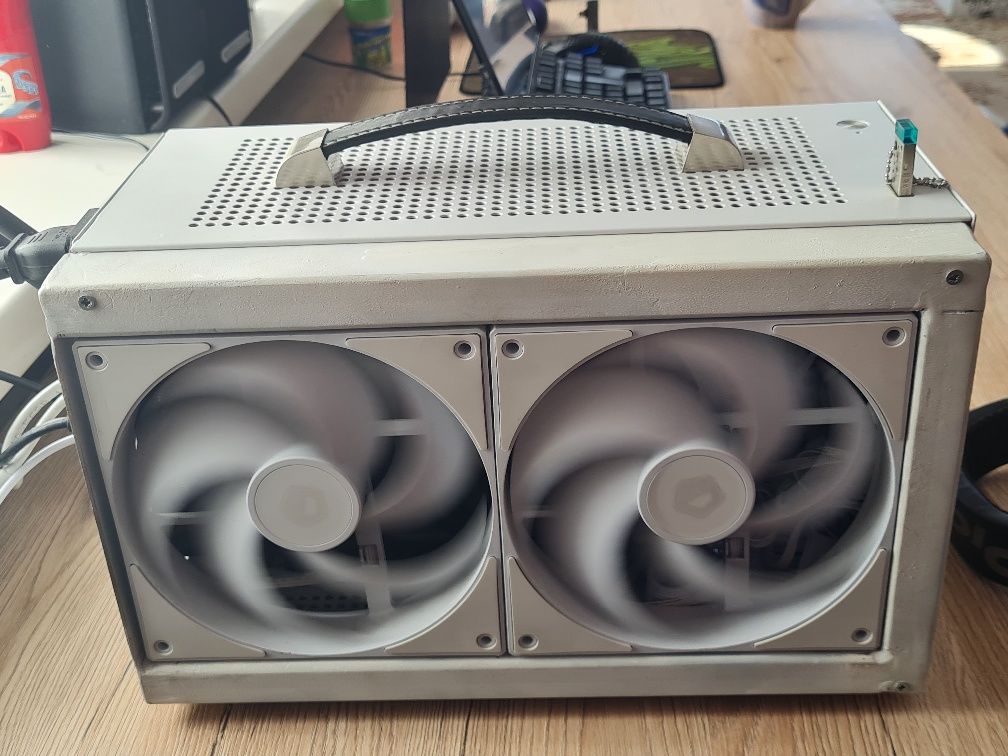 Корпус PcCooler i100 hot rod mini itx