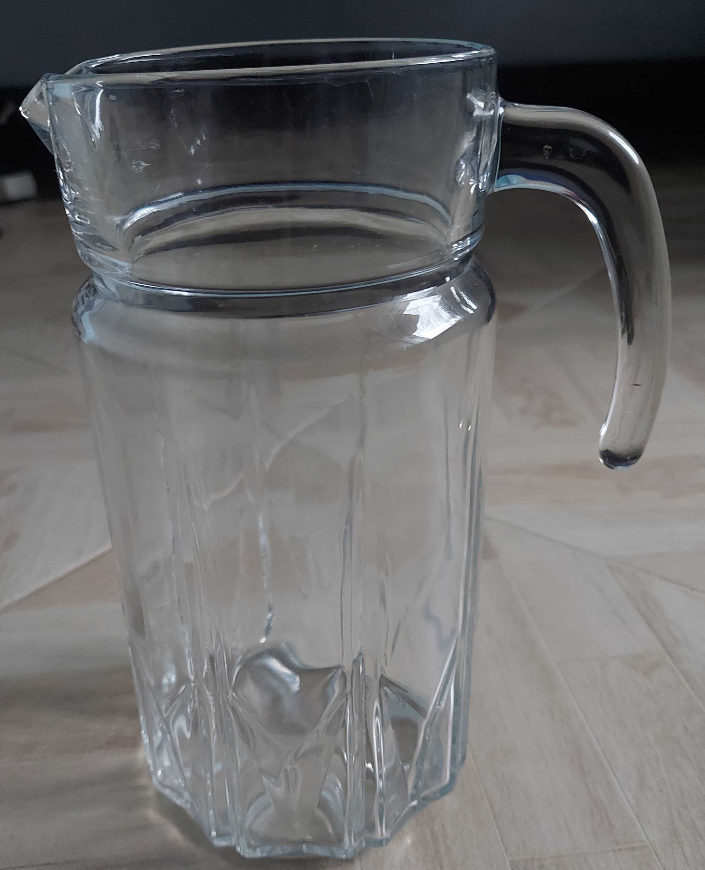 Duży dzbanek szklany na napoje wodę soki