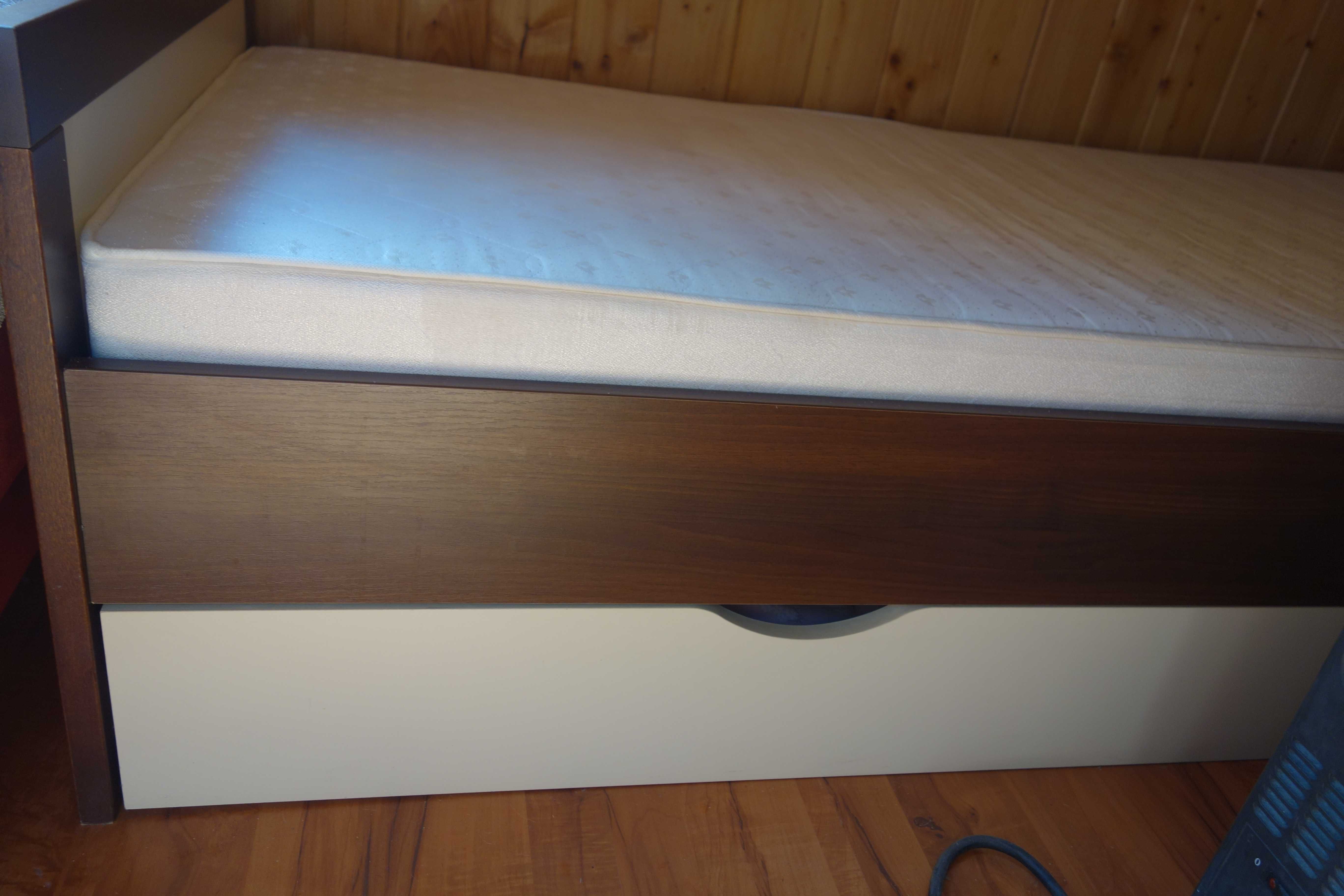 pakowna szafa Terra - rozmiar wys. 192 cm, szer. 135 cm, gł. 52 cm,