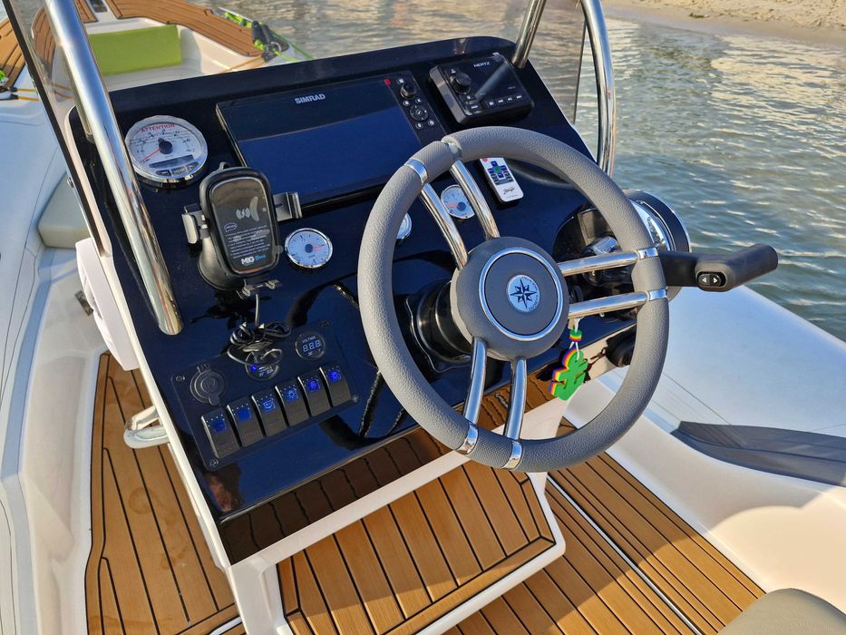 NOWA Łódź motorowa RIB 580 Calmaro + silnik MERCURY 115 KM + przyczepa