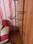 Подставка под цветы металлическая