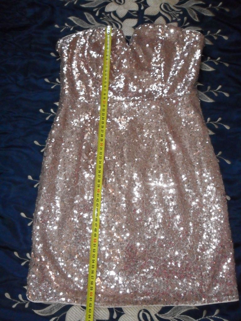 Сияющее платье пайетки 42 р. золото
