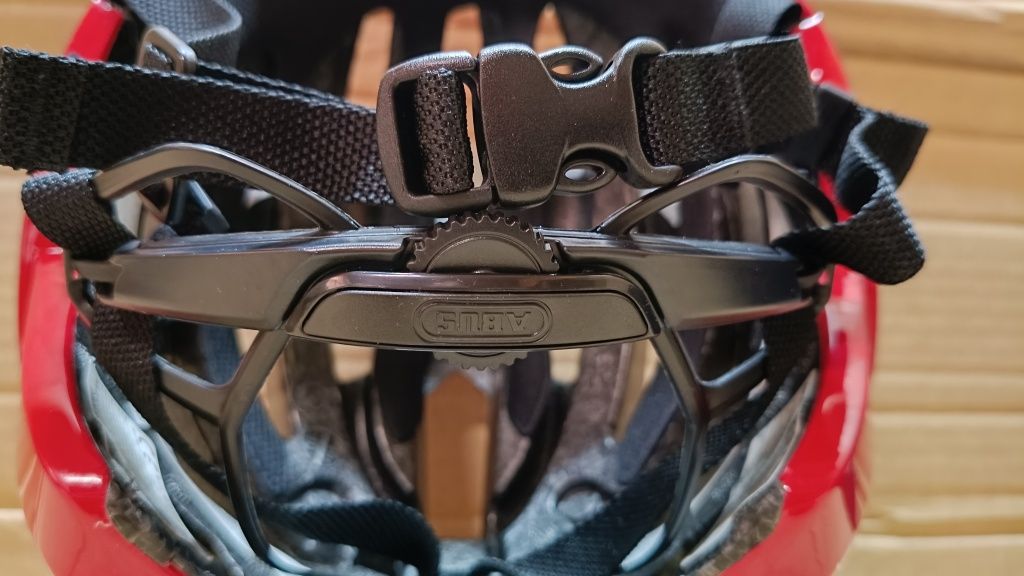 1  Abus Aventor Kask Szosowy Czerwonyrozm.51-55
