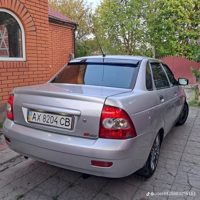 Продам приору хорошому стані