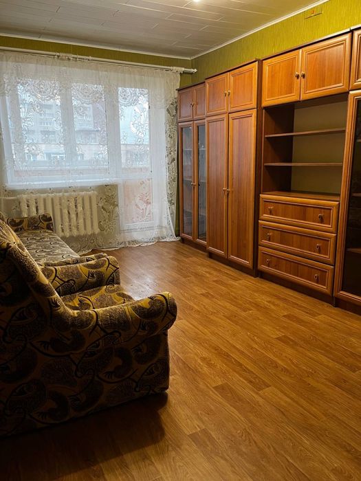 Продам 1-комнатную квартиру Петра Григоренко12б(Маршала Жукова)