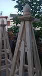 Obelisk ogrodowy