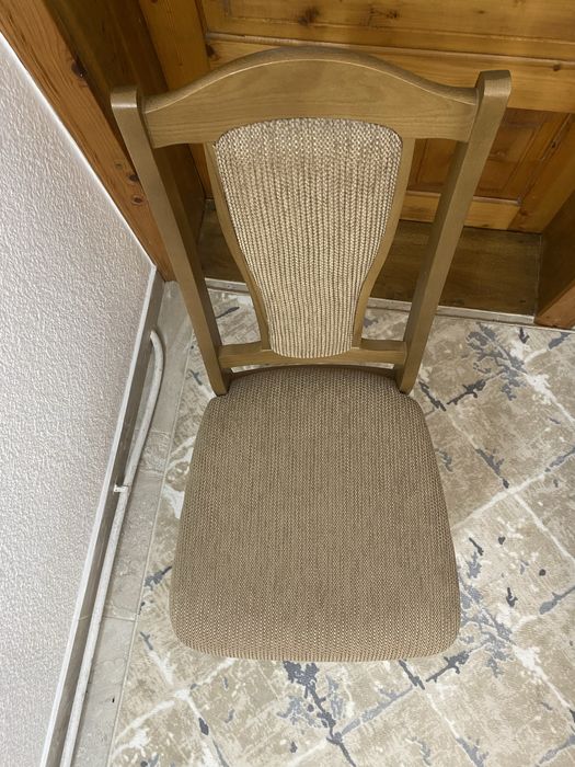 Продам нові стільці