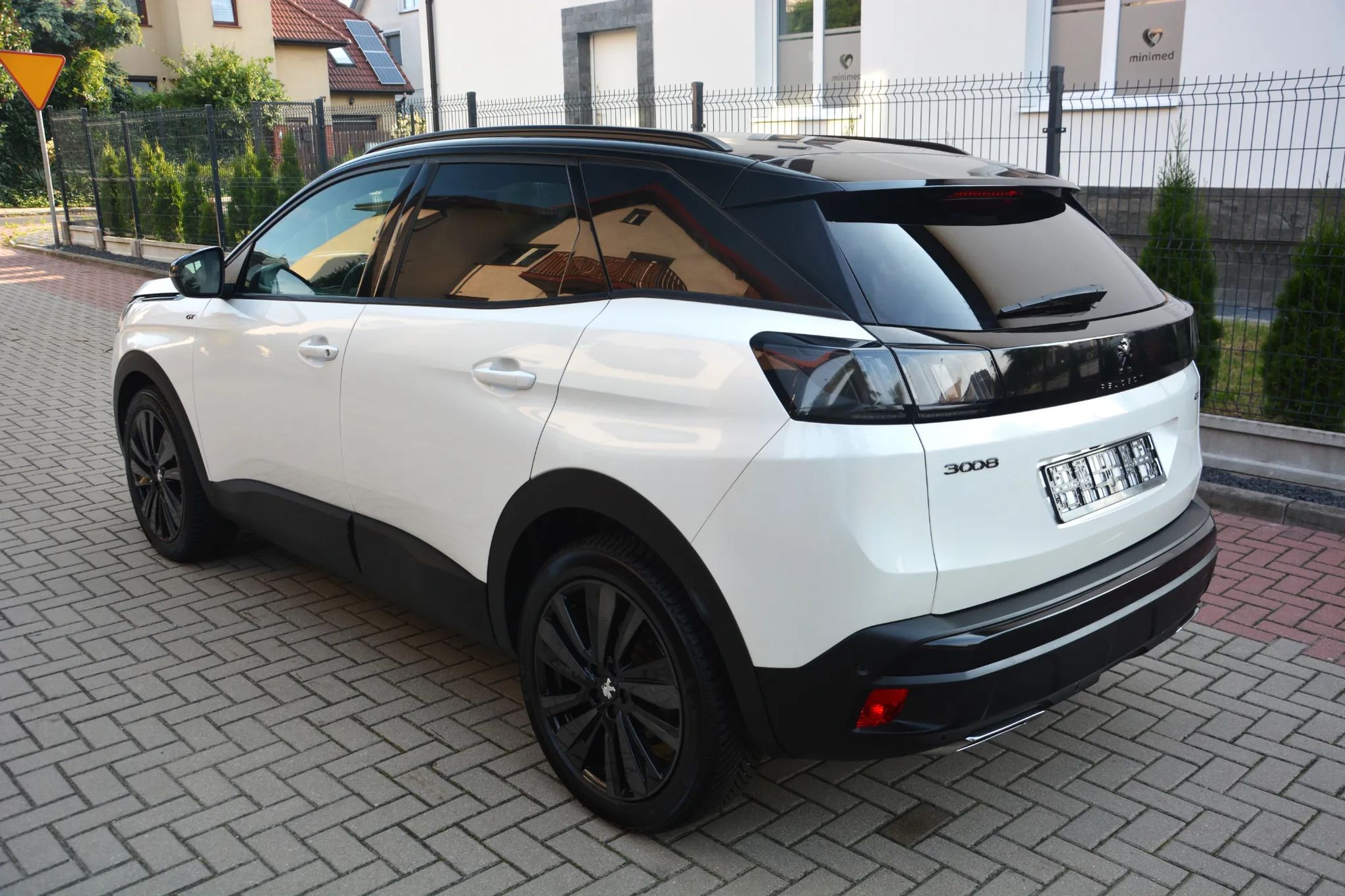 Peugeot 3008 MODEL POLIFTOWY kamery360 asystenci FULL LED technology alu19 GT