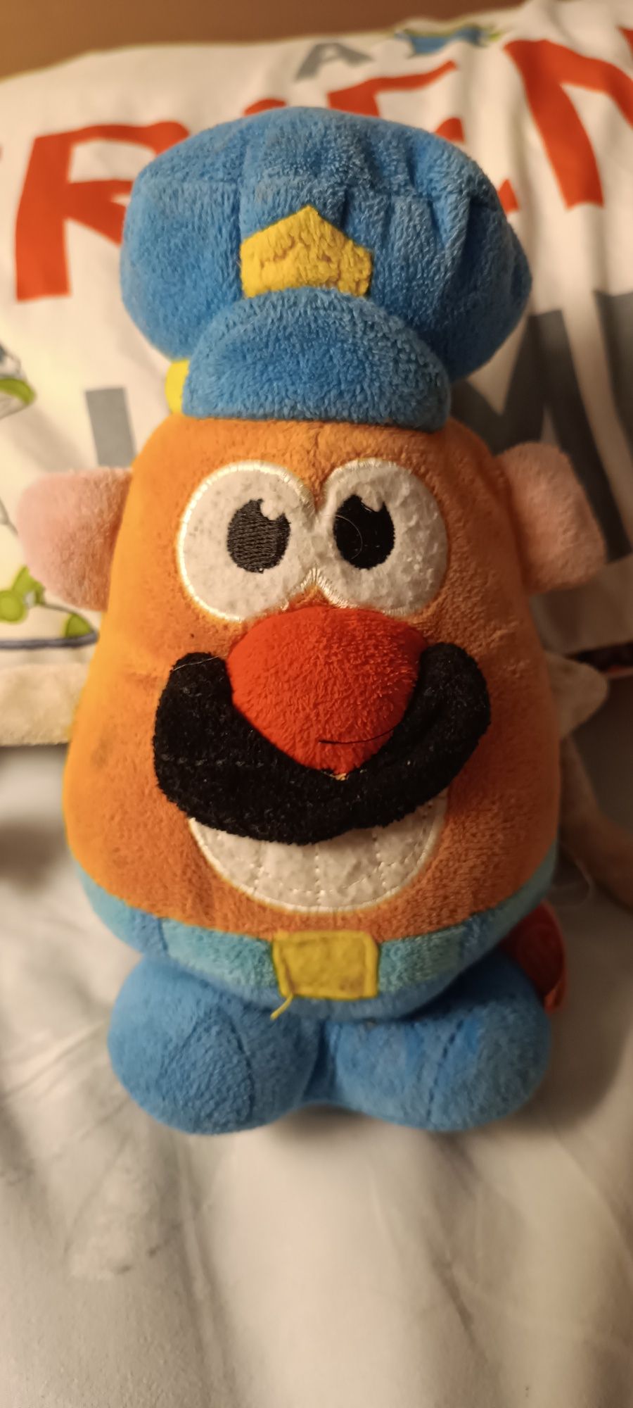 История игрушек pixar, баз лайтер, шериф Вуди, буслай яблочко