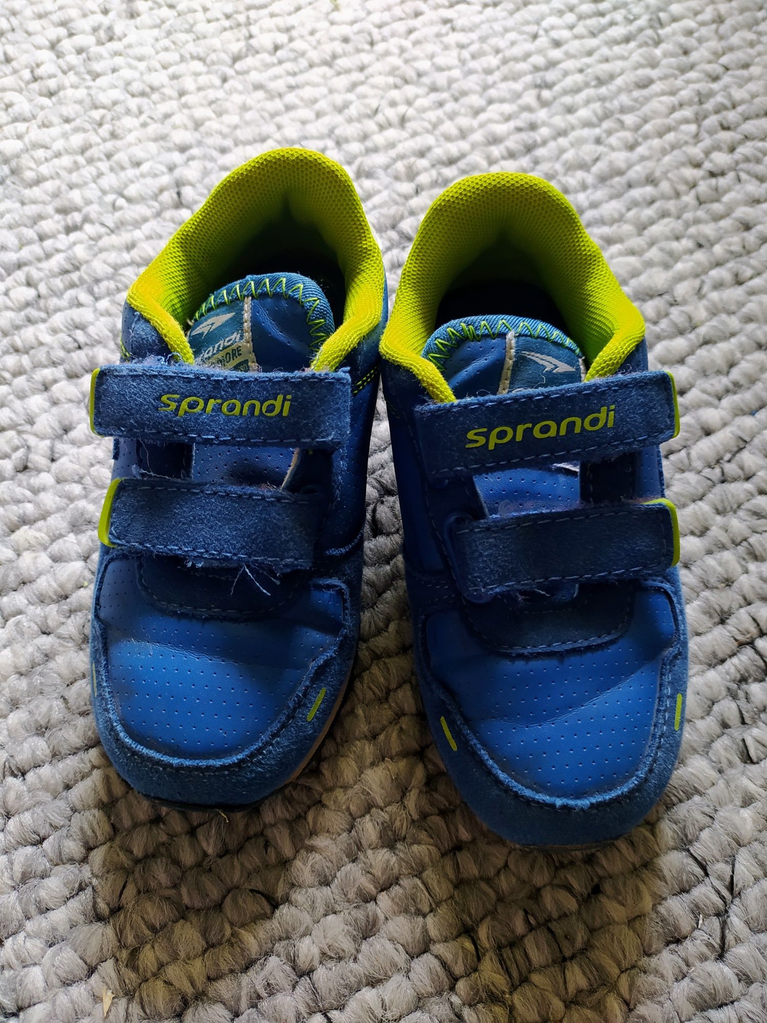 Buty sportowe Sprandi rozm.25