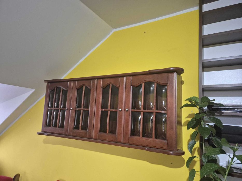 Fantazyjna szafka wisząca - witrynka - kredensik wiszący