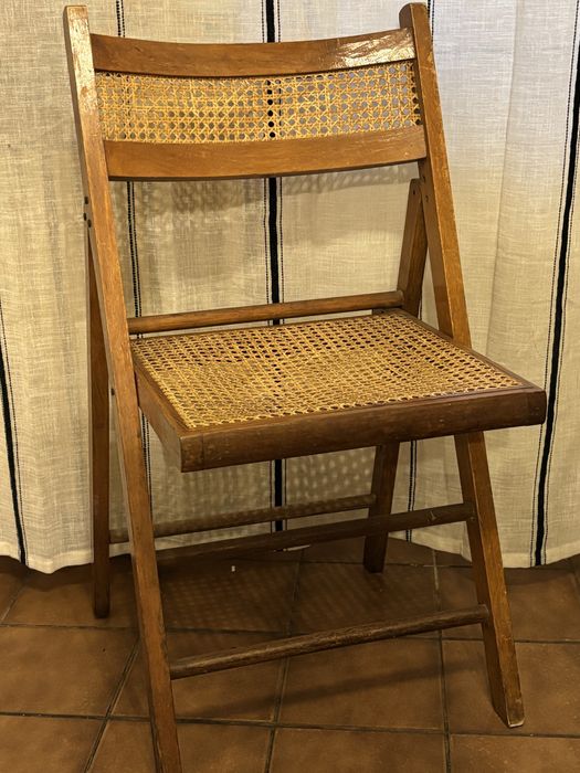 Stare krzesło drewniane rattan skladane vintage prl